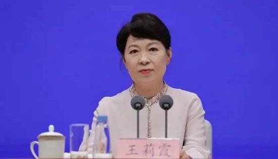 皇冠信用盘足球代理
_大草原“猛虎”云光中的贪腐往事