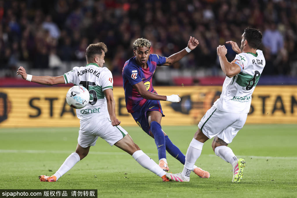 皇冠会员如何申请
_西甲-亚马尔破门拉什福德建功 巴萨3-1埃尔切仍落后5分