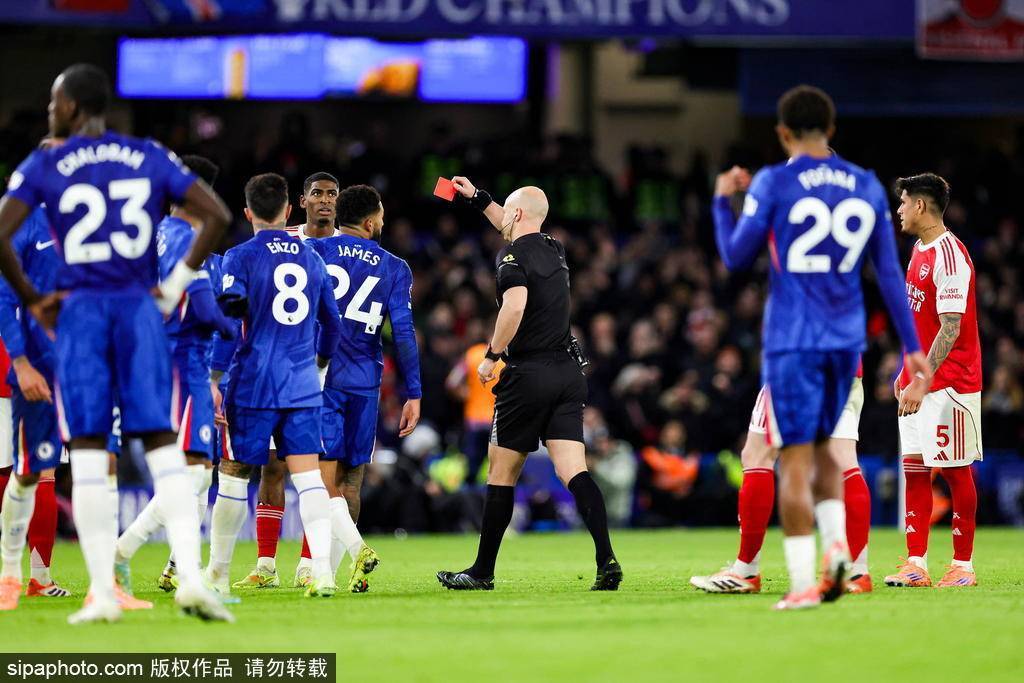 篮球
_观战台:巴萨大战马竞 皇马盼止颓+枪手冲击18场不败