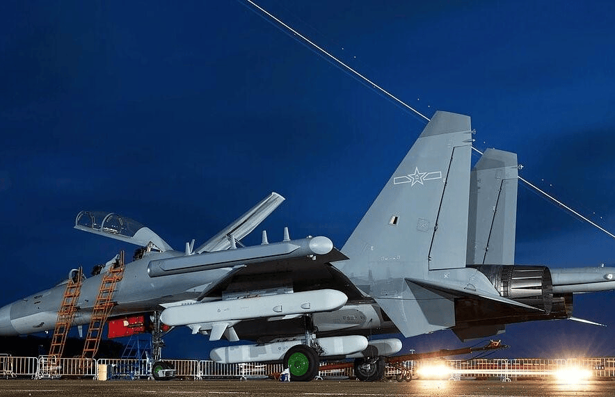 正版皇冠信用网代理_对峙升级正版皇冠信用网代理，台军公布F16V“锁定”歼16画面，距开火只剩一个按钮？