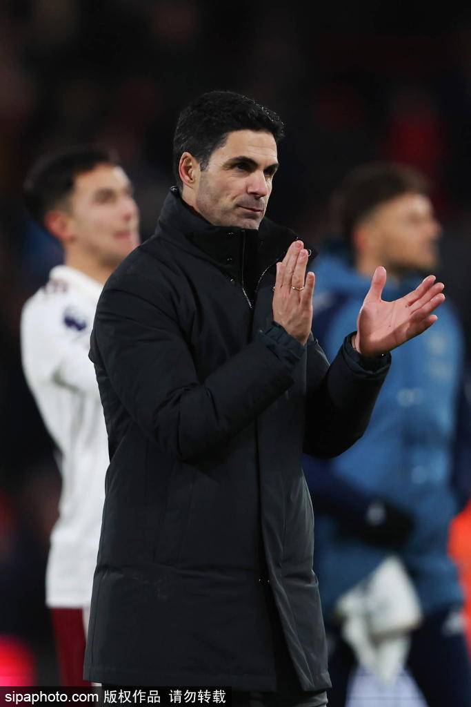 信用网皇冠申请注册_0-0信用网皇冠申请注册!这场对决!人们记住的将不是进球!而是马丁内利的粗野行径