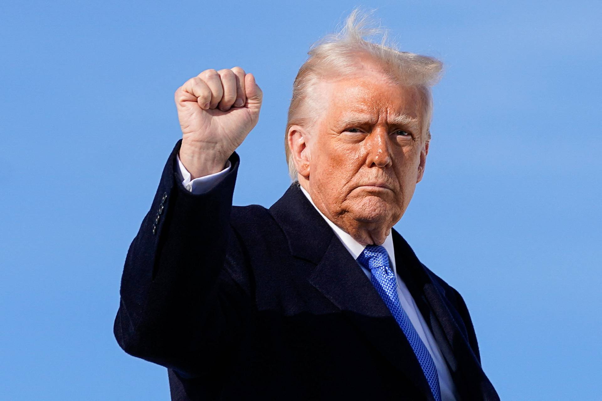 介绍个信用盘网址 _伊朗都反攻到美国本土了？FBI警告加州很危险介绍个信用盘网址 ，特朗普恐怕另有目的