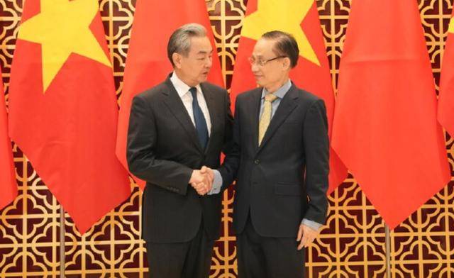 皇冠信用最新地址
_作为公安部长出身的苏林皇冠信用最新地址
,推动与中方建立“3+3”机制,中越给世界打了个样