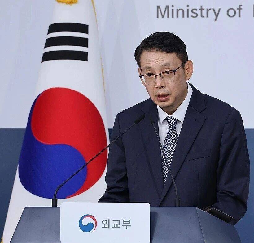 皇冠登3代理申请_韩政府就双年展涉台问题表态：坚持一中立场