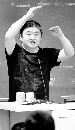 皇冠会员如何申请_“刘欢退休仍是副教授”引热议皇冠会员如何申请，前校长：他对自己的定位首先是老师而不是歌手