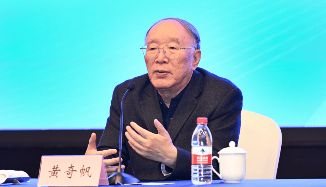 皇冠代理管理端_重磅打虎皇冠代理管理端!黄奇帆被查