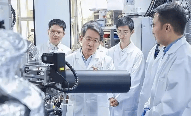皇冠登3平台出租 _美国赶走大批的中国科学家后皇冠登3平台出租 ，又聘用了印度专家，如今结果咋样？